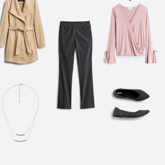 Olive and Oak Blouse - Picture 2 of 2